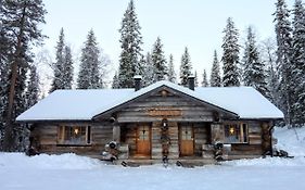 Isokelo Log Apartments